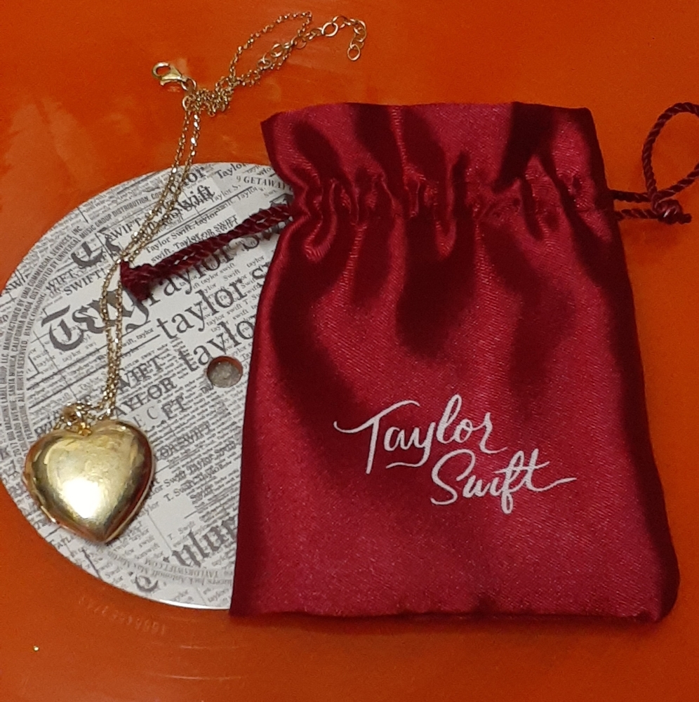 Taylor Swift lover locket